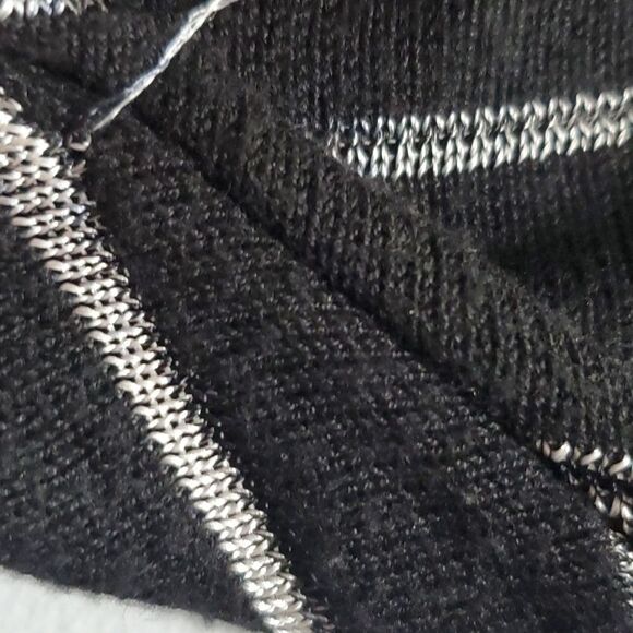 White House Black Market sweater women's size xs x-small black white 100… - Picture 9 of 10